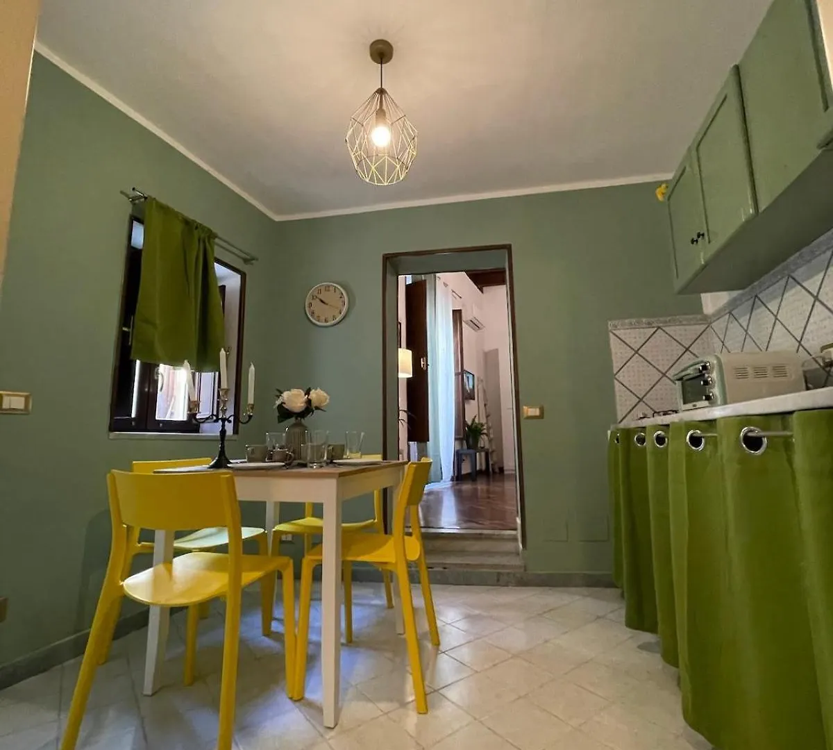 Charming House In The Historic Center Of Palermo Apartment