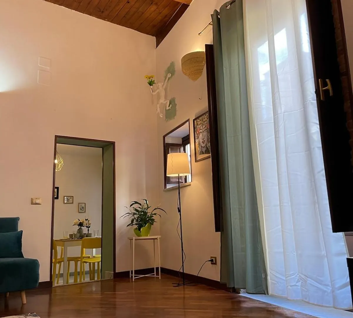 Charming House In The Historic Center Of Palermo Apartment
