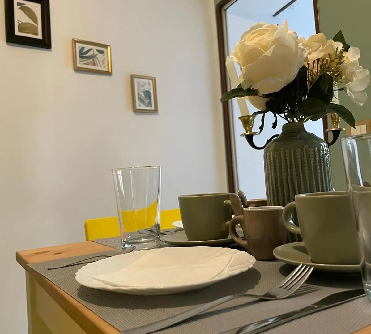 Charming House In The Historic Center Of Palermo Apartment
