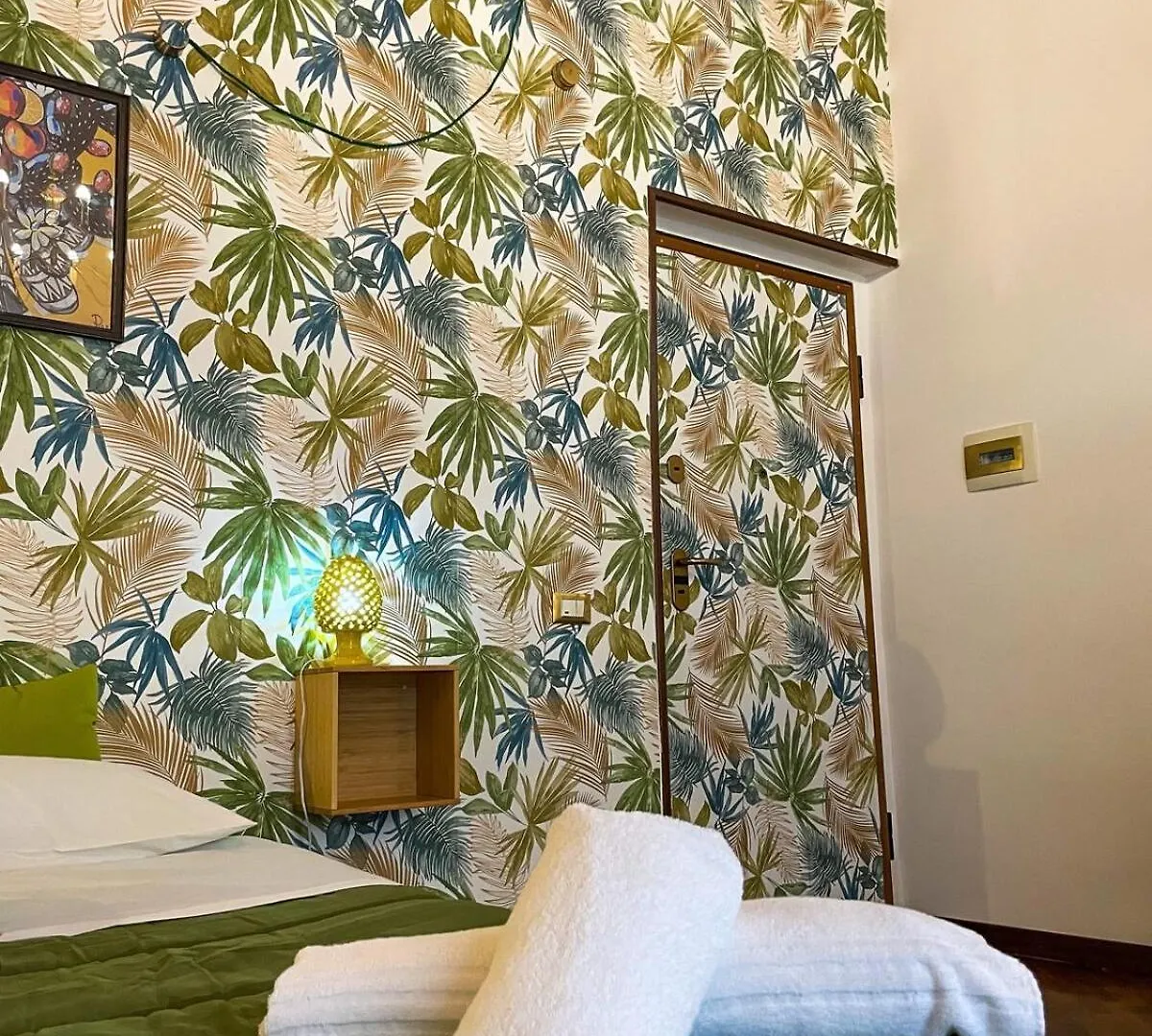 Charming House In The Historic Center Of Palermo Apartment Italy