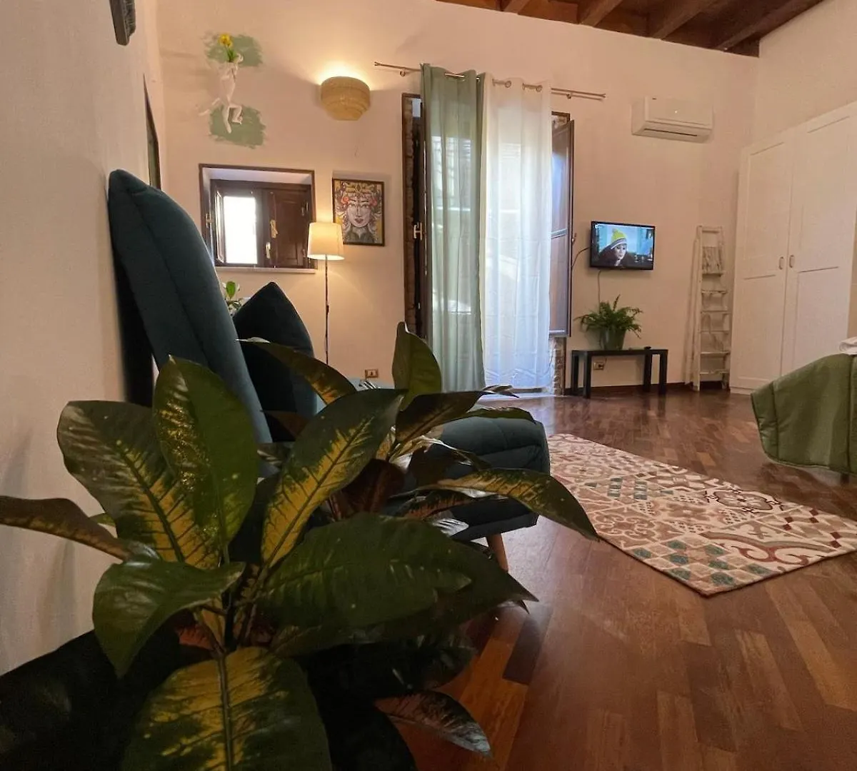 Charming House In The Historic Center Of Palermo Apartment 0*,  Italy