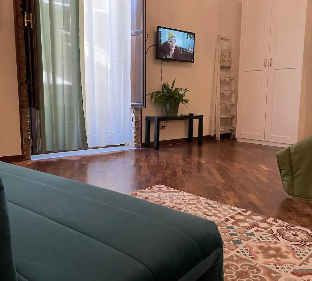 Charming House In The Historic Center Of Palermo Apartment 0*,